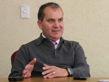 Ex director del HIT manda renuncia a González Zarur